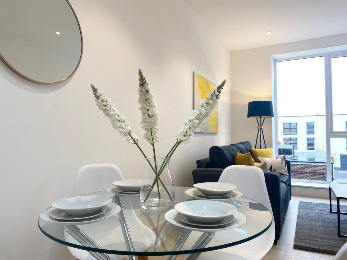 Elevate At Fleet Heights Apartment Seven מראה חיצוני תמונה