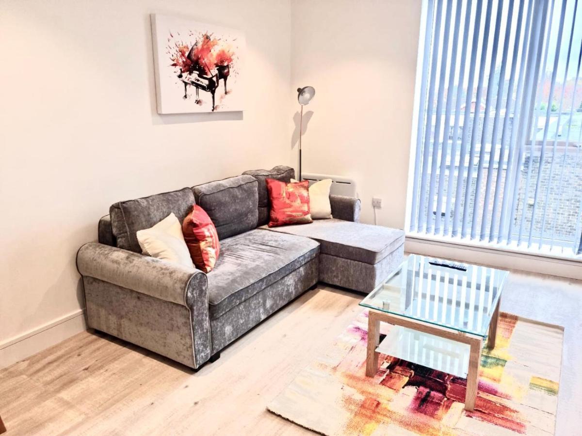 Elevate At Fleet Heights Apartment Seven מראה חיצוני תמונה